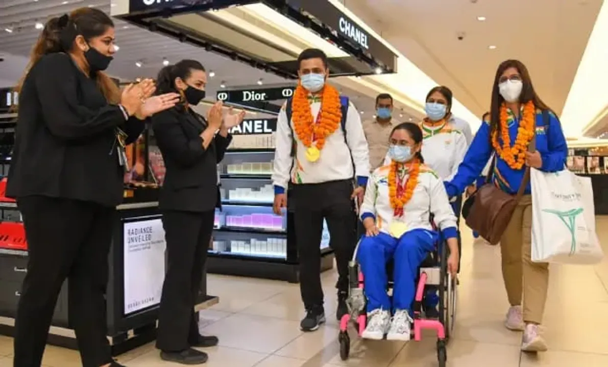 Indian Paralympic Athletes Return Home To Rousing Welcome